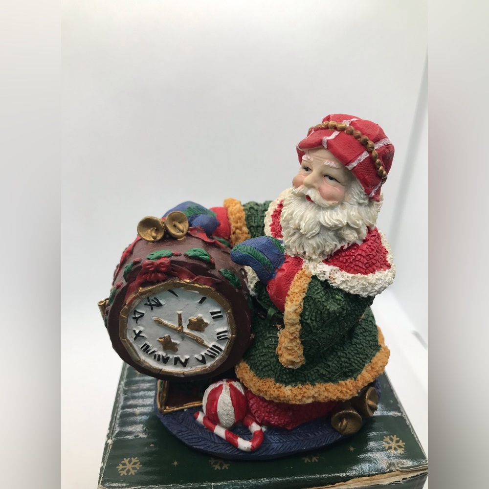 Santa Figurine with hinged Present